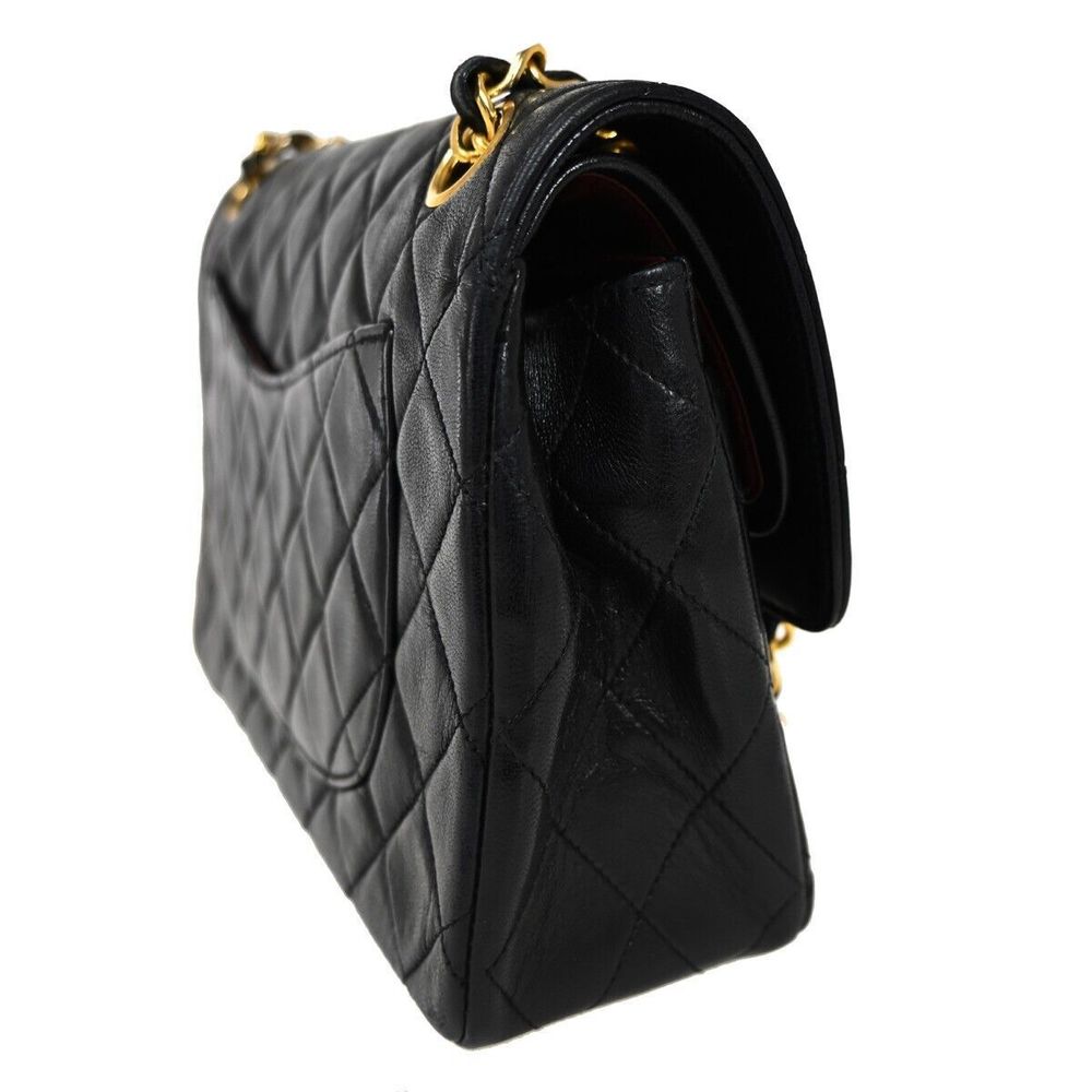 CHANEL Matelasse Handbag - Picture 14 of 16